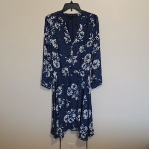 White House Black Market Navy Floral Dress